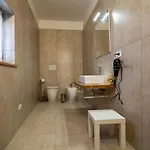Alloggio per agriturismo Palombarone
